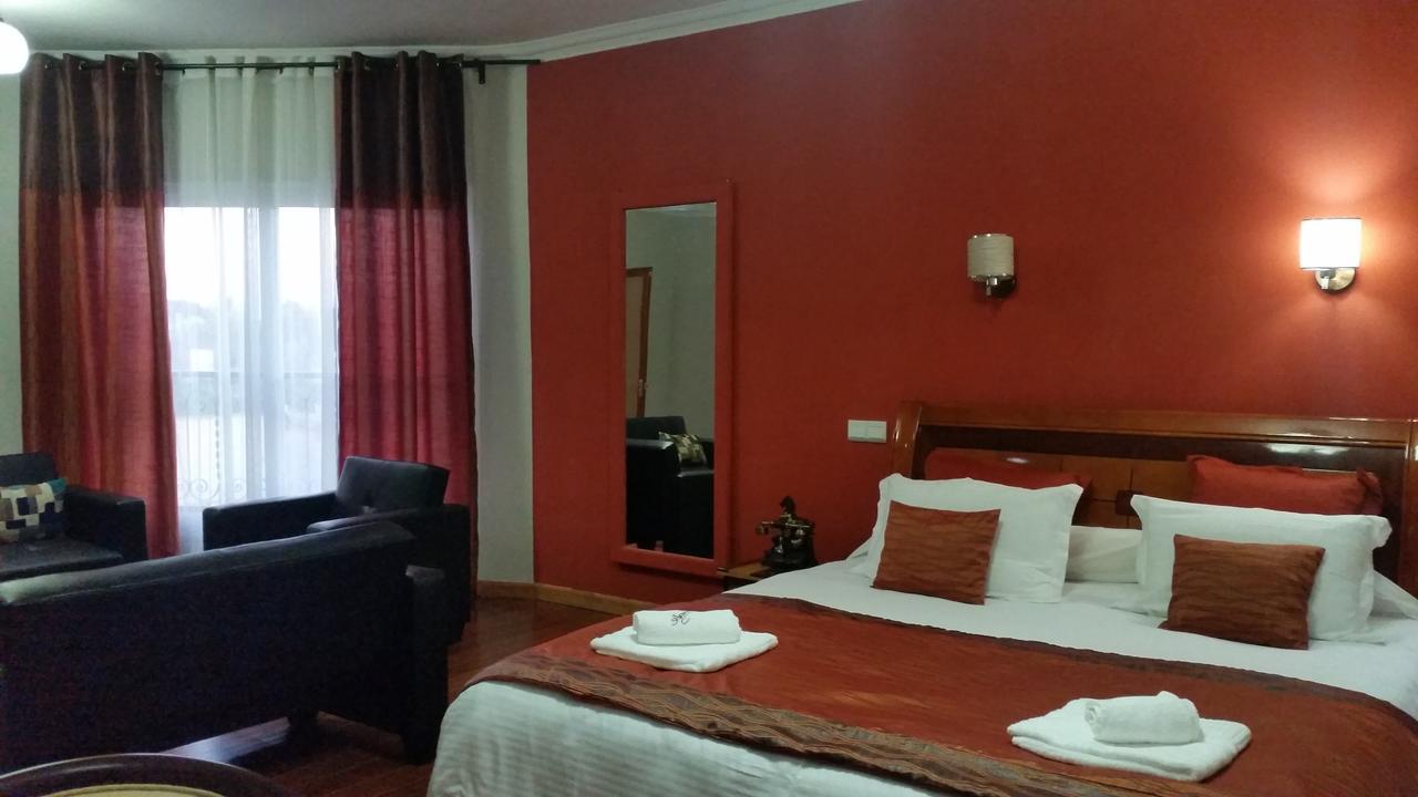 Anouk Hotel Антананариву Экстерьер фото