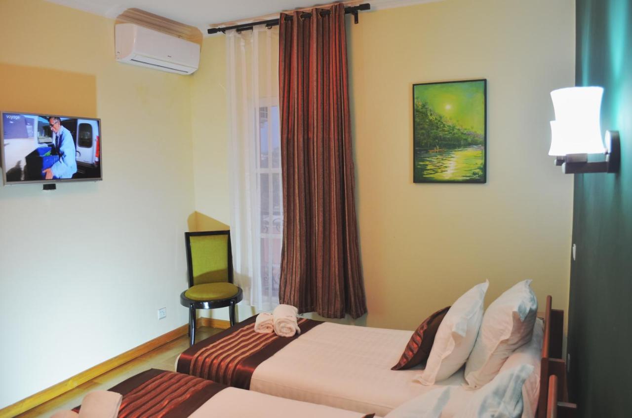 Anouk Hotel Антананариву Экстерьер фото